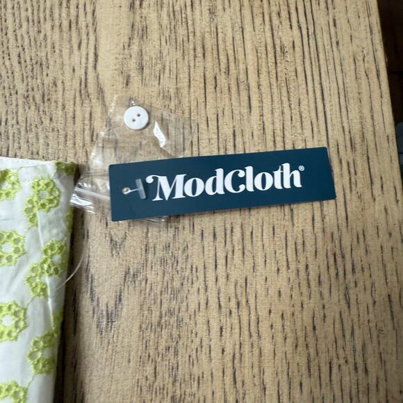 ModCloth Darling for the Prairie Peplum Tank Top 2X - Picture 4 of 11